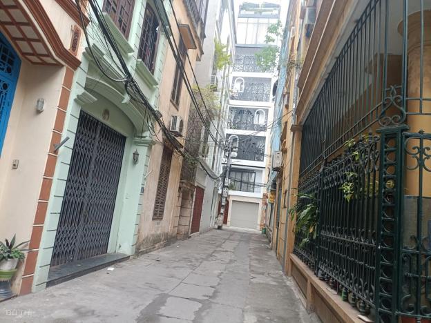 TRUNG TÂM CẦU GIẤY NHÀ LÔ GÓC 72M2 X 4 TẦNG Ô TÔ ĐỖ CỬA NGÕ THÔNG PHỐ LỚN 14682890