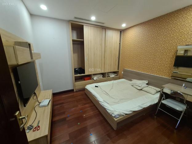 Cho thuê căn hộ chung cư Royal City 72 Nguyễn Trãi, 106m2 3 ngủ, full nội thất hiện đại (ảnh thật) 14695010