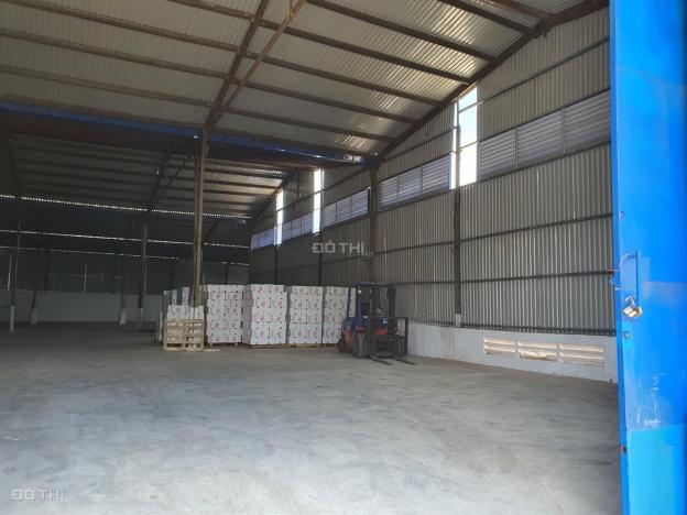 Cho thuê kho xưởng 2000m2, 80 triệu/th,gần cầu Hóa An Biên Hòa, ĐN. Đường Container 40f, tiện kho 14696479