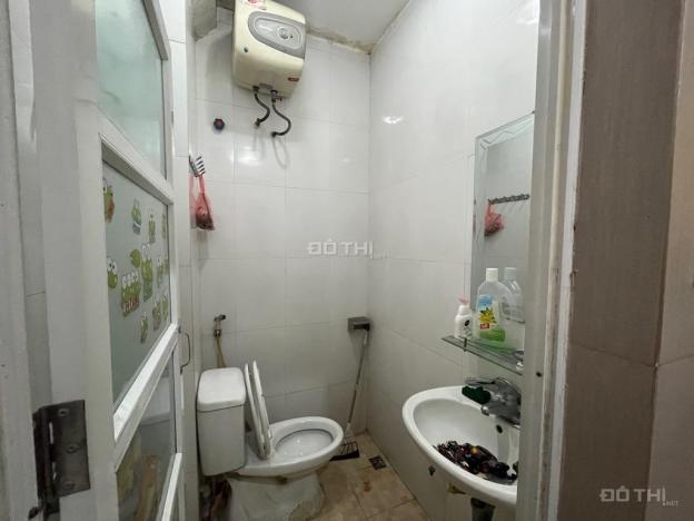 Bán nhà phố Đào Tấn, quận Ba Đình, cách phố chục nhà, 7 tỷ có nhà 45m2 x 3 tầng 3 phòng ngủ!!! 14700332