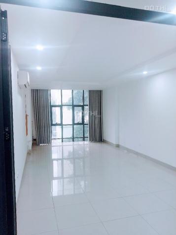 Bán tòa nhà văn phòng kết hợp để ở đầu tư tốt 57.2m2 Phố đường Nguyễn Xiển 14707986