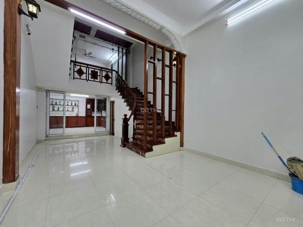 Bán nhà riêng tại Đường Gia Quất, Long Biên, Hà Nội diện tích 60m2 giá 10 Tỷ 14720203