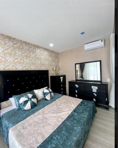 Cho thuê căn hộ VIP mới 100% nội thất ngoại nhập Phú Mỹ Hưng, Quận 7. 14735886