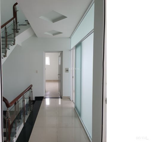 Cho thuê nhà Villa KDC Khang Điền, PLB, Quận 9 14739563