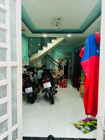 Bán nhà sổ hồng riêng Giá rẻ tại phường Tân Chánh Hiệp, Quận 12 đúc trệt, hai lầu 14740248