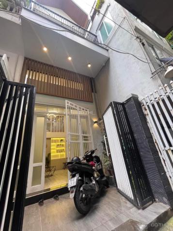 Cho thuê nhà 2,5 Tầng thiết kế hiện đại tại Lê Lợi 14744603