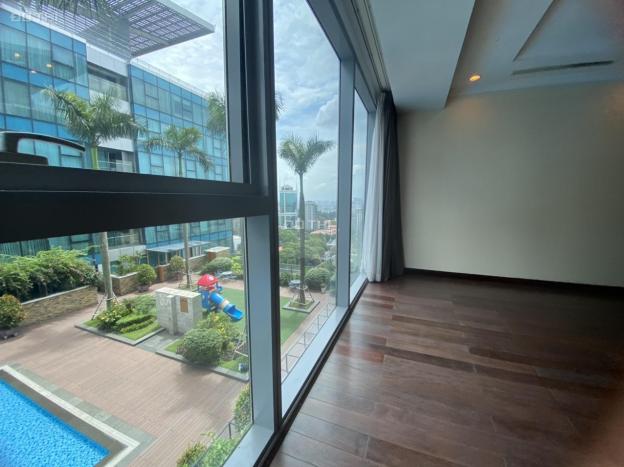 Bán gấp căn hộ Vincom Center 157m2, 3PN, view Nhà thờ đức bà, Quận 1 14746790