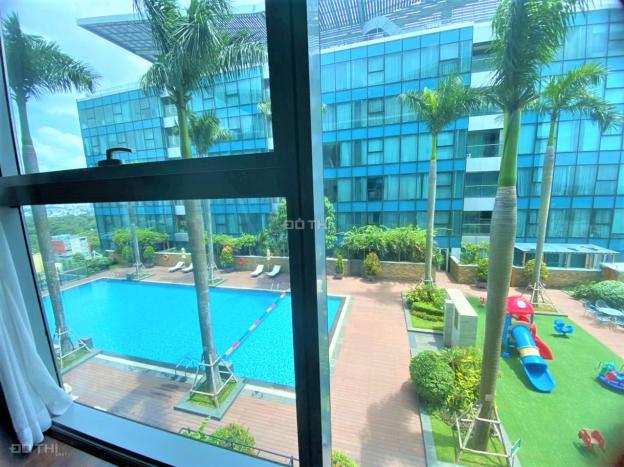 Cho thuê căn hộ Vincom center, Quận 1, DT 157m2, 3PN, view Hồ bơi 14747425