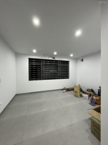 Cho thuê liền kề 100 m2 x 5 tầng, vừa mới hoàn thiện đẹp, đường to rộng 14753859