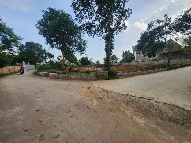 Bán đất Thị trấn Mẹt, Hữu Lũng, dt: 350m2, mặt tiền: 18m, giá: 3.2 tỷ, lô góc, thổ cư, gần chợ Mẹt. 14754957