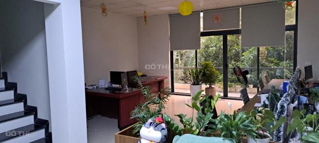 Cho thuê văn phòng tại ngõ 214 Nguyễn Xiển, 90m2/tầng, sàn thông đẹp 14755703