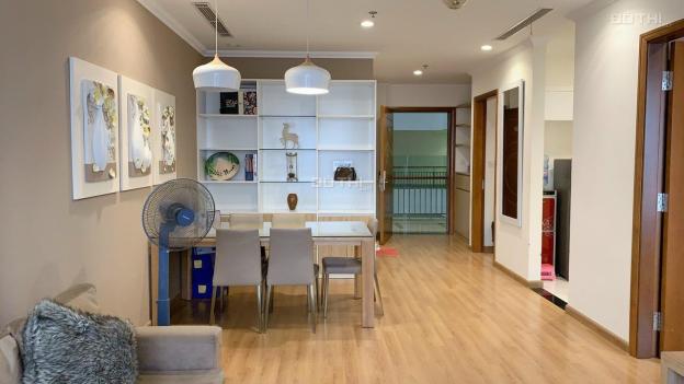 Bán căn hộ chung cư Vinhomes Nguyễn Chí Thanh, 80m2, 2PN, sổ đỏ lâu dài. LH 0987391311 14757524