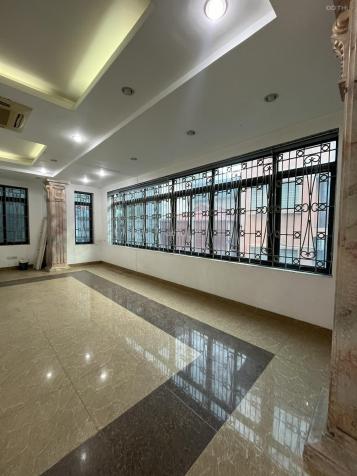 Cho thuê văn phòng Nguyễn Trãi- Triều Khúc dt 150 m2/tầng, đã ngăn 2 phòng làm việc, mặt tiền rộng 14757548