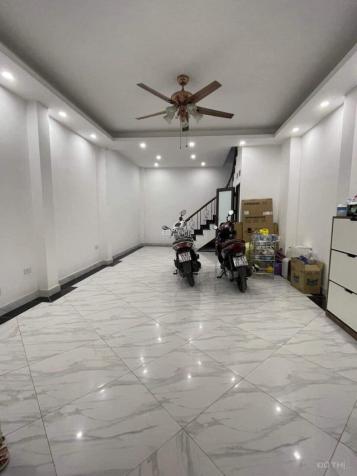 Nhà Phố Quan Nhân, DT 44m2 x 5T, Hàng Xóm Royal City, Giá Bán 6.4 Tỷ 14765597