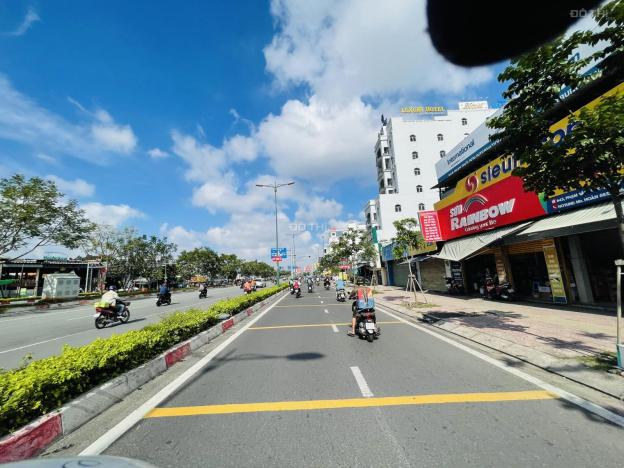 Gấp- Bán nhà mặt tiền Phạm Văn Đồng Hiệp Bình Chánh gần cầu Bình Triệu DT đẹp 80m2 ngang 6.3m full 14775023