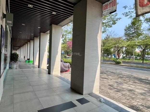 Shop 88m2 trệt trống suốt mặt tiền Nguyễn Văn Linh, Phú Mỹ Hưng giá rẻ 14778281