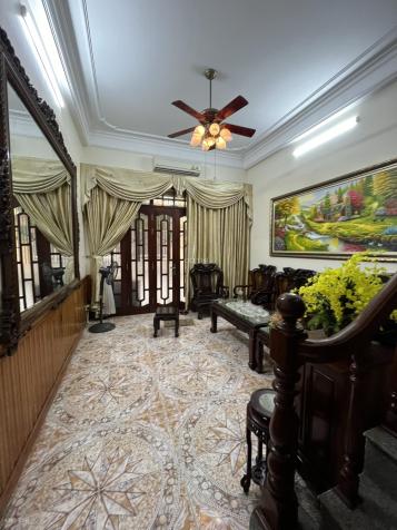 Cho thuê nhà riêng Nguyễn Khuyến, 60 m2 x 4 tầng, thoáng trước sau, nhà có đồ NT cơ bản 14779880