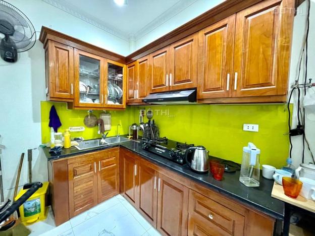 Bán nhà Bà Triệu 30m2 5 tầng, nhà mới, tặng nội thất, ở ngay 4.9 tỷ. 14782686