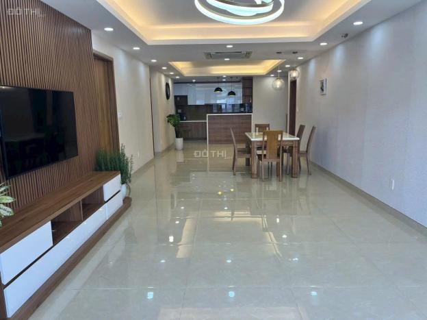 Bán gấp căn hộ Nam Phúc 126m2 + 22m Sân vườn, full nội thất, giá tốt 14789936