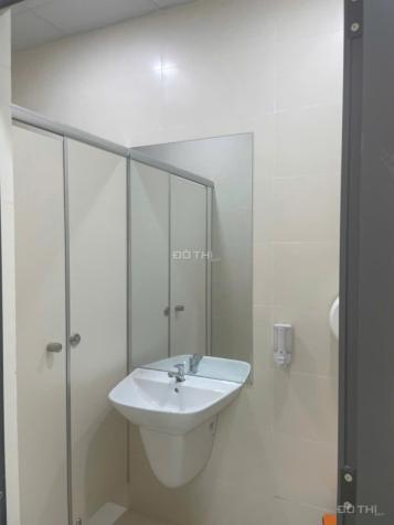 Tòa nhà 8T DTS 1216m2 mặt tiền gần góc Lê Văn Việt Nguyễn Văn Tăng Long Thạnh Mỹ sẵn HĐT 2.2 tỷ/năm 14796140