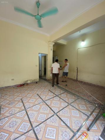 Cho thuê nhà riêng Lương Thế Vinh- Tố Hữu, 70 m2 x 3 tầng, ngõ oto 14801315