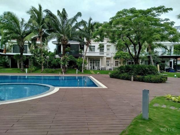 Bán Biệt thự vườn Chateau 3, 7.5*26m, 3 lầu, nội thất đẹp, cạnh hồ bơi 14805147