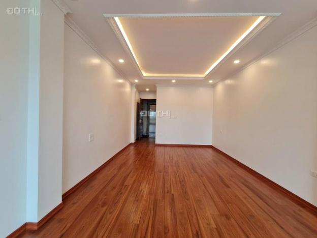 Bán nhà mặt phố Lĩnh Nam 56m²,6T, giá 19,5 tỷ-KD-Lô góc-T.Máy 14810244