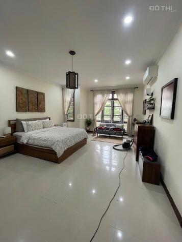 Bán biệt thự 180 m2 khu D Ciputra, Tây Hồ 14810299