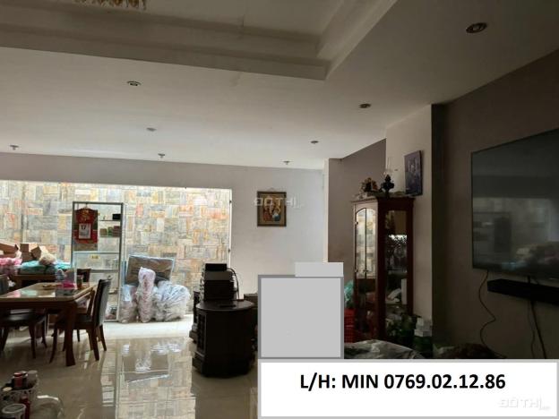 Bán nhà MT Chợ Thủ Đức, 240m2, 3T, dòng tiền siêu lợi nhuận,chỉ 36t. 14815955