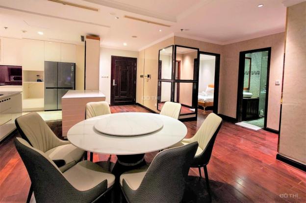 Cho thuê căn hộ Vincom Đồng Khởi, 160m2, 3PN view Nhà thờ Đức bà, Q.1 14819144