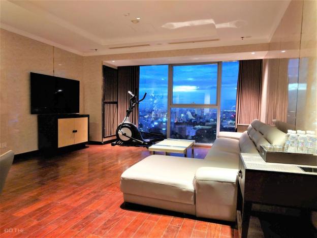 Cho thuê căn hộ Vincom Đồng Khởi, 160m2, 3PN view Nhà thờ Đức bà, Q.1 14819144