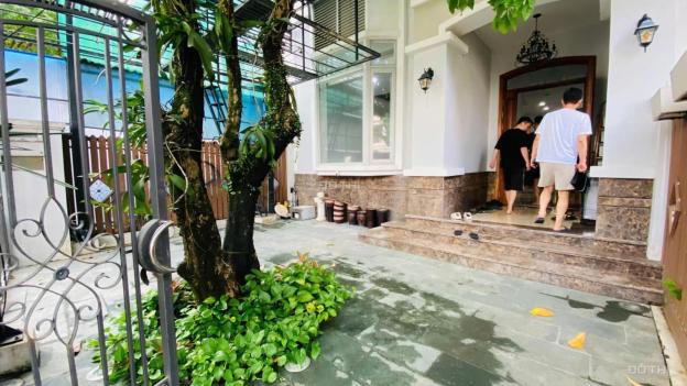 Cho thuê biệt thự quận 7 Phú Mỹ Hưng giá 58triệu, nhà mới 14822244