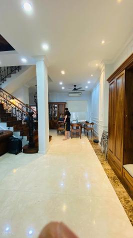 Cho thuê biệt thự quận 7 Phú Mỹ Hưng giá 58triệu, nhà mới 14822244