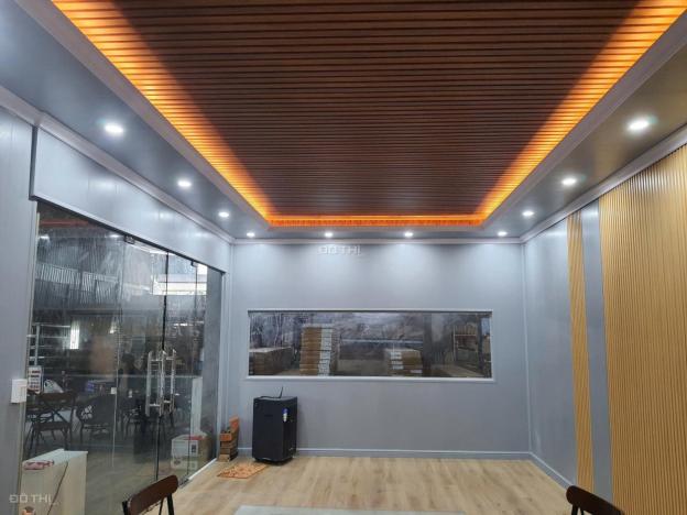 *Cho thuê kho xưởng*600m2 gần Xa Lộ Hà Nội, Phường Tân Phú, Quận 9 14828051