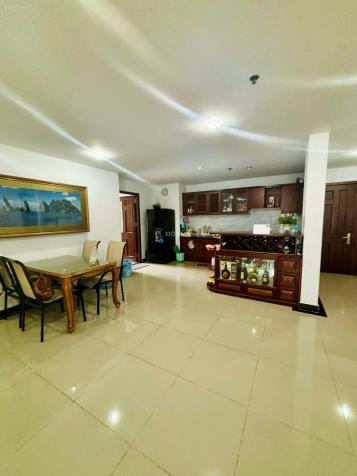 Cho thuê căn hộ chung cư Giai Việt Q8, Diện tích 150m2 3 phòng ngủ, đầy đủ nội thất 14841117