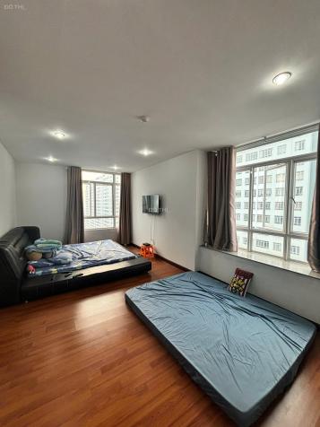 Cho thuê căn hộ chung cư Giai Việt Q8, Diện tích 150m2 3 phòng ngủ, đầy đủ nội thất 14841117