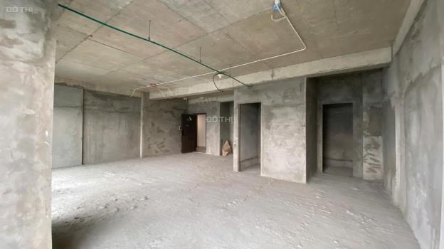 Em cần bán căn 2PN 2WC  _  đã bàn giao, xem nhà 24/7  _  call e nhé. 14841133