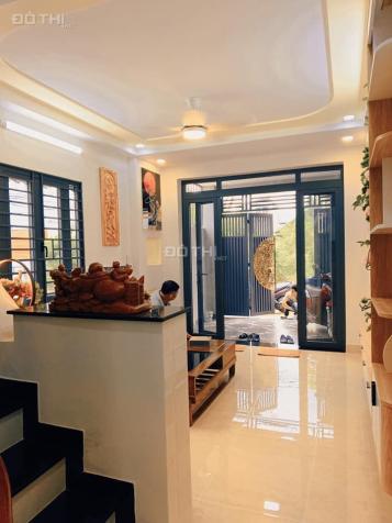 Chính chủ cần bán gấp nhà 60m2 Âu Dương Lân Q.8 giá 990tr, HXH/Shr bao thuế phí 14841190
