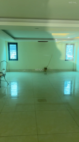 Cho thuê văn phòng tại tt Quang Minh, Mê Linh diện tích 550m2 14842965