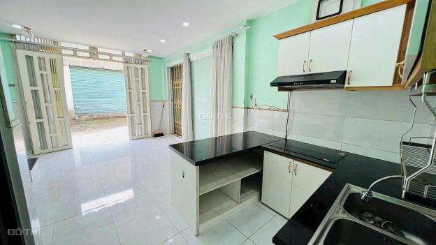 BÁN NHÀ GÓC 2MT, ĐƯỜNG NHỰA 8M, 2 TÂNG, QL1A SÁT TÂN KỲ TÂN QUÝ, 6,4X12, CHỈ 1 TỶ750, SHR 14843583