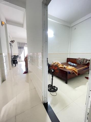 Cần bán gấp nhà Lạc Long Quân 95m2-ngang6.1m, ô tô tới cổng. Chỉ 3.1tỷ 14845616