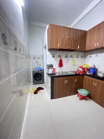 Cần bán gấp nhà Lạc Long Quân 95m2-ngang6.1m, ô tô tới cổng. Chỉ 3.1tỷ 14845616