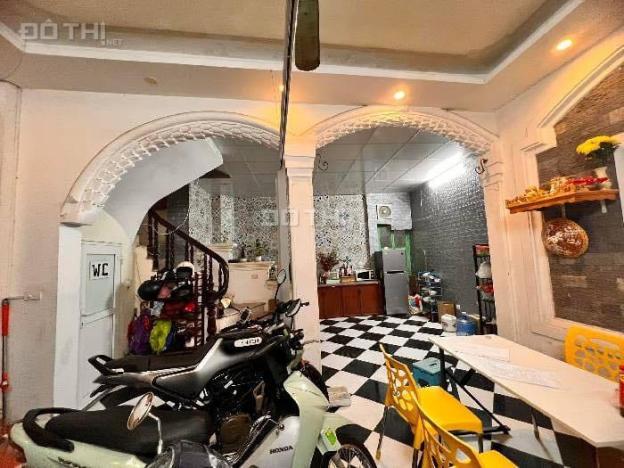 NHỈNH 5 TỶ- TRẦN QUÝ CÁP- TRUNG TÂM ĐỐNG ĐA - CÁCH MẶT PHỐ 20M - NGÕ THẲNG 14846192
