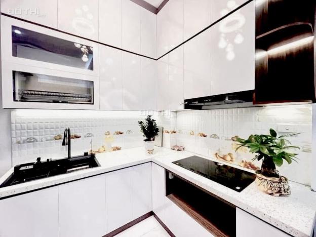 Bán Gấp Nhà 5 Tầng 60m², Mặt Tiền 4.1m, Đường 13.5m, Lê Trọng Tấn, 11 tỷ hơn 14847847