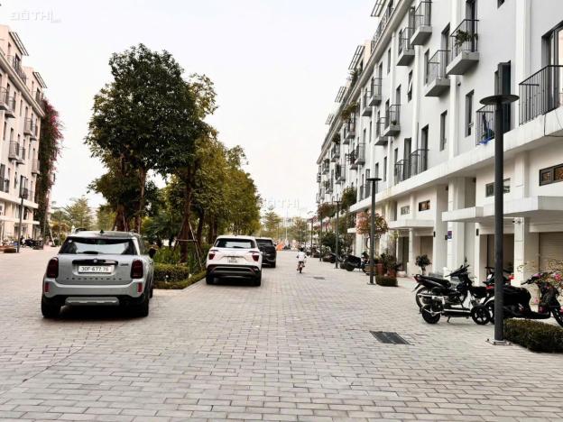 CC bán SH 75m2, 5 tầng, 2 mặt tiền, hướng TN - ĐB tại The Manor Nguyễn Xiển 2x tỷ 14852656