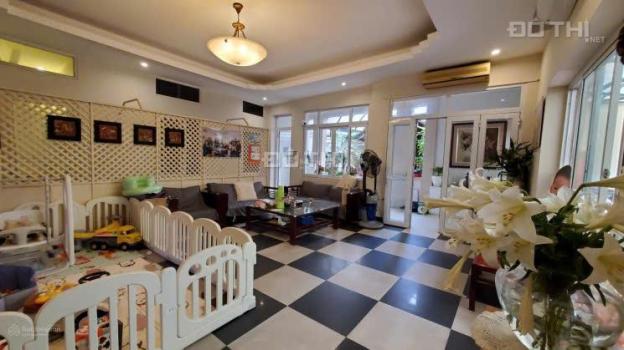 Bán nhà mặt phố 2MT tại Đường Lạc Long Quân, Tây Hồ diện tích 483m2 giá 140 tỷ 14856097