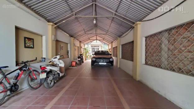 Bán nhà mặt phố 2MT tại Đường Lạc Long Quân, Tây Hồ diện tích 483m2 giá 140 tỷ 14856097