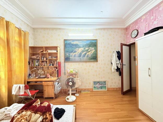 BÁN NHÀ LÔ GÓC - HOÀNG NGÂN, THANH XUÂN🏡 Diện tích: 31m² | 💰 Giá: 7.5 tỷ 14857602