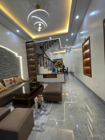 HOÀNG QUỐC VIỆT - 36m2 – CHỈ 6,75 TỶ - 5 TẦNG - NGÕ Ô TÔ CÁCH 50m - TẶNG FULL NỘI THẤT ĐẸP Ở NGAY 14857808