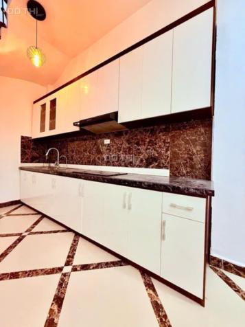 Bán nhà 31m2 5 tầng Hồng Hà, trung tâm quận Hoàn Kiếm, sổ đỏ đẹp 7,3 tỷ (Có thương lượng) 14858446